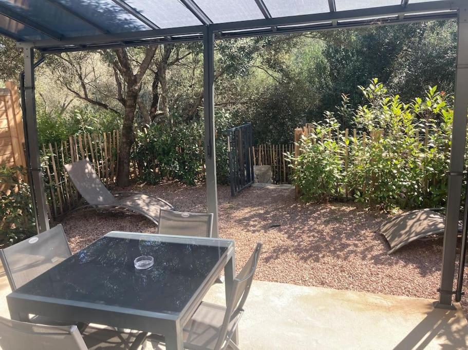 N7 Maison T2 Climatise Avec Jacuzzi Prive Ajaccio  Exterior photo